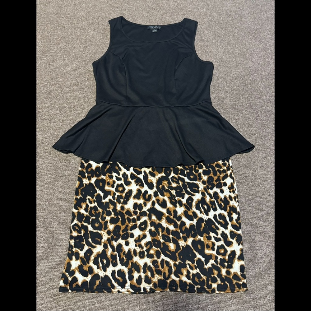 Sleeveless Peplum Dress (XL)